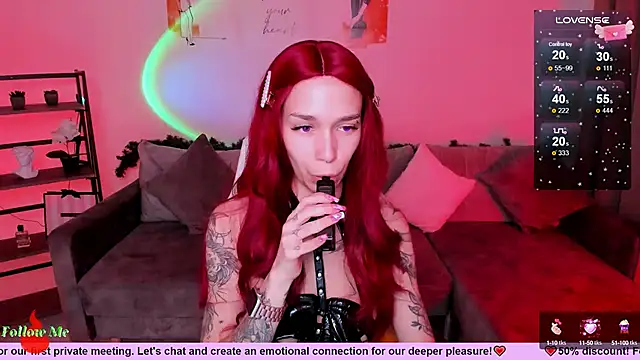 Snapshot of LeylaNoiry chatting on December 2024 02:49:02 PM LeylaNoiry online show from December 2024 02:49:02 PM