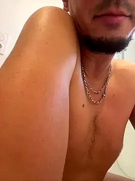 sunsylvain online show from October 2025 04:24:02 PM