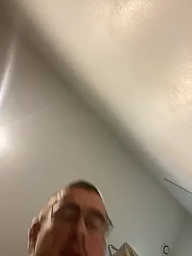 sunsylvain online show from October 2025 05:14:01 PM