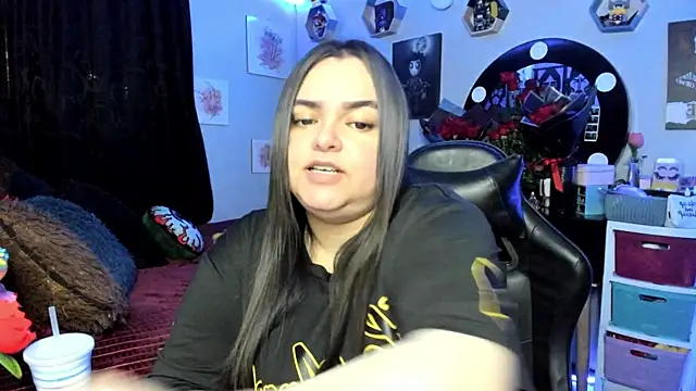 Snapshot of Luise_Meyrink chatting on February 2026 02:41:02 AM Luise Meyrink online show from February 2026 02:41:02 AM