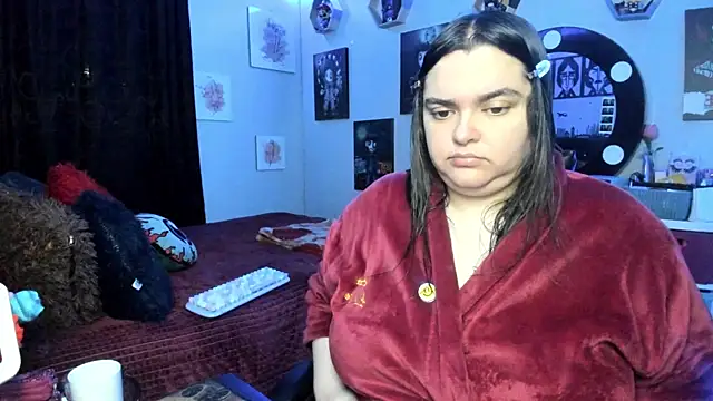 Snapshot of Luise_Meyrink chatting on February 2026 02:56:01 AM Luise Meyrink online show from February 2026 02:56:01 AM