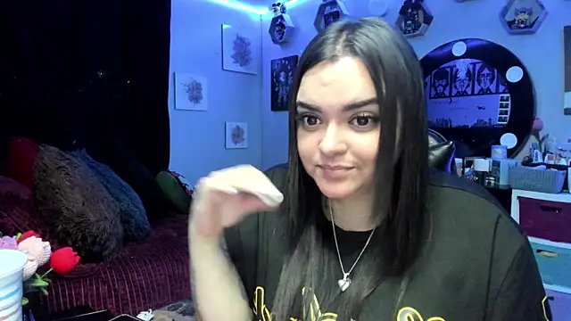 Snapshot of Luise_Meyrink chatting on March 2026 02:16:02 AM Luise Meyrink online show from March 2026 02:16:02 AM