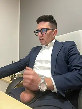 Snapshot of masterboss_ chatting on February 2025 12:39:02 PM masterboss online show from February 2025 12:39:02 PM