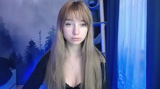LuciaYoung online show from December 2024 07:19:02 AM