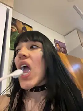 aangie  uwu online show from October 2025 09:04:02 PM