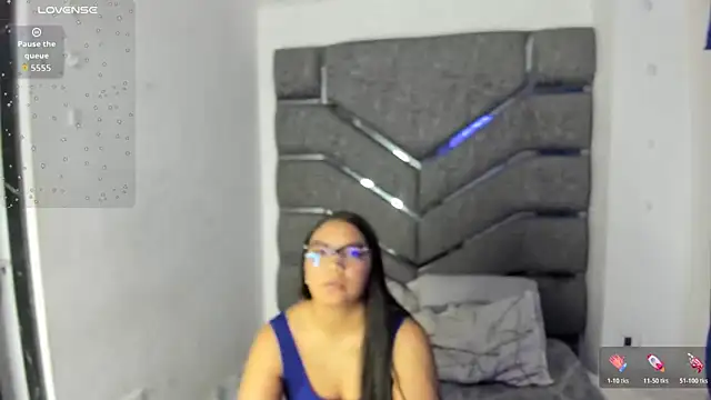 Latinos couples online show from August 2026 03:43:01 AM