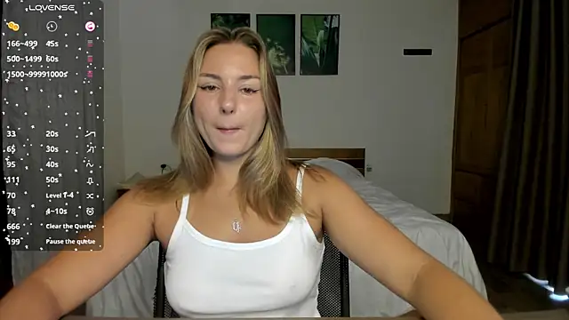 ThreeshaWhite online show from May 2026 01:11:02 AM