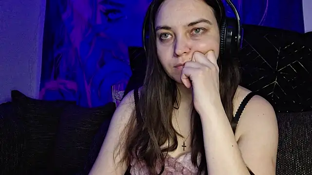 Cyndee Winter online show from February 2025 06:43:02 PM