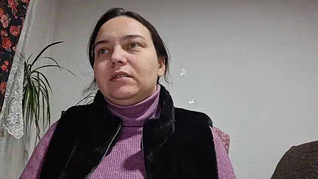 Snapshot of Cyndee_Winter chatting on February 2026 05:50:02 PM Cyndee Winter online show from February 2026 05:50:02 PM