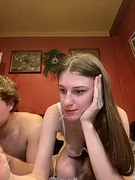  Kamax69  online show from April 2026 09:28:02 PM