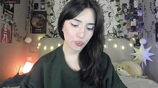 Snapshot of Anisawithlove chatting on March 2025 04:25:01 PM Anisawithlove online show from March 2025 04:25:01 PM