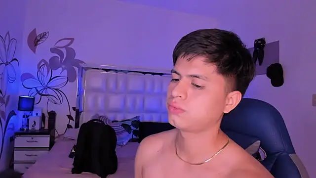 Niicky1  online show from January 2025 01:03:01 AM