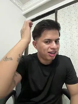 Niicky1  online show from February 2026 02:33:01 PM