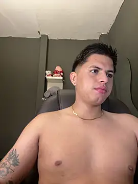 Niicky1  online show from March 2026 01:37:01 PM