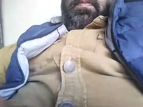 Snapshot of lund_lol chatting on January 2025 10:32:02 AM lund lol online show from January 2025 10:32:02 AM