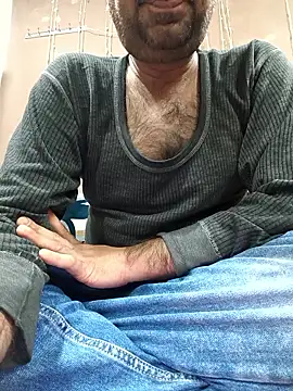 lund lol online show from January 2026 06:01:01 PM