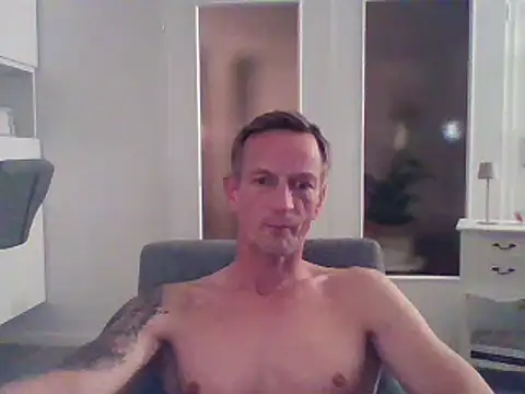 dirks71 online show from March 2025 06:12:02 PM