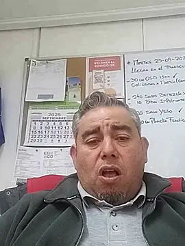 Snapshot of Manolete007x chatting on September 2025 10:13:02 PM Manolete007x online show from September 2025 10:13:02 PM