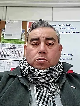 Snapshot of Manolete007x chatting on September 2025 04:34:02 PM Manolete007x online show from September 2025 04:34:02 PM