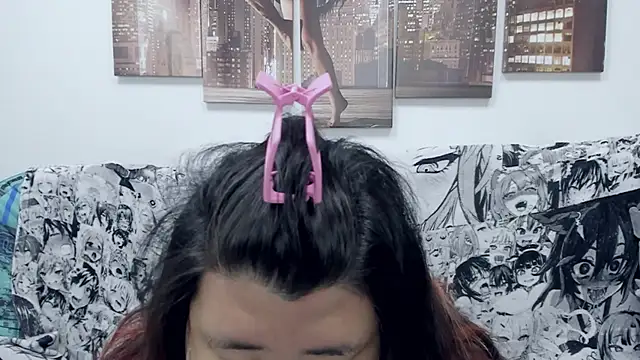 Snapshot of Nadine_asian chatting on December 2024 04:13:02 AM Nadine asian online show from December 2024 04:13:02 AM