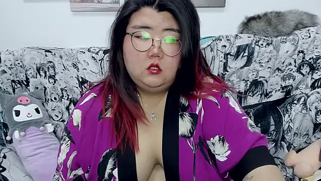 Snapshot of Nadine_asian chatting on December 2024 07:45:02 AM Nadine asian online show from December 2024 07:45:02 AM