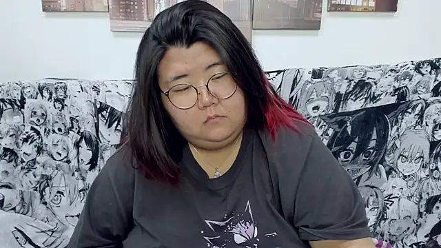 Snapshot of Nadine_asian chatting on December 2024 06:28:02 AM Nadine asian online show from December 2024 06:28:02 AM