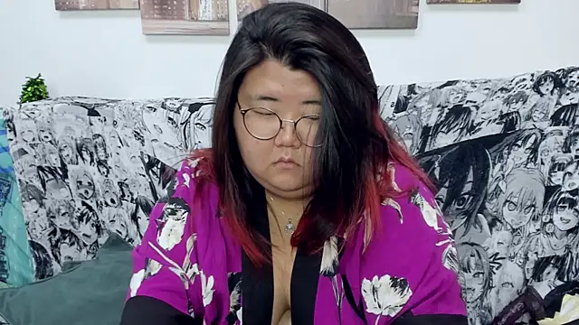 Snapshot of Nadine_asian chatting on December 2024 09:31:01 AM Nadine asian online show from December 2024 09:31:01 AM