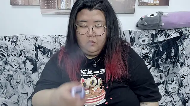 Snapshot of Nadine_asian chatting on January 2025 08:54:01 AM Nadine asian online show from January 2025 08:54:01 AM