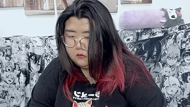 Snapshot of Nadine_asian chatting on January 2025 09:15:02 AM Nadine asian online show from January 2025 09:15:02 AM