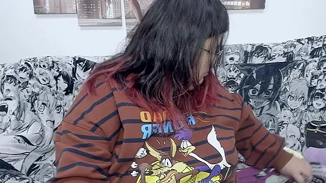 Snapshot of Nadine_asian chatting on January 2025 03:14:01 AM Nadine asian online show from January 2025 03:14:01 AM