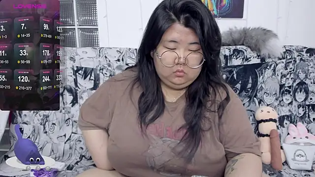 Snapshot of Nadine_asian chatting on September 2025 01:28:01 AM Nadine asian online show from September 2025 01:28:01 AM