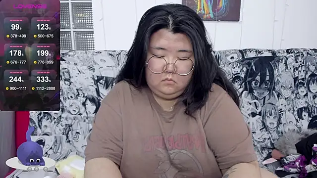 Snapshot of Nadine_asian chatting on September 2025 07:43:01 AM Nadine asian online show from September 2025 07:43:01 AM