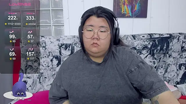 Snapshot of Nadine_asian chatting on October 2025 02:01:01 AM Nadine asian online show from October 2025 02:01:01 AM