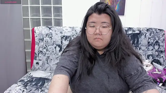 Snapshot of Nadine_asian chatting on October 2025 01:53:02 AM Nadine asian online show from October 2025 01:53:02 AM