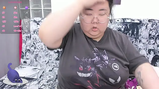 Snapshot of Nadine_asian chatting on October 2025 08:26:01 AM Nadine asian online show from October 2025 08:26:01 AM