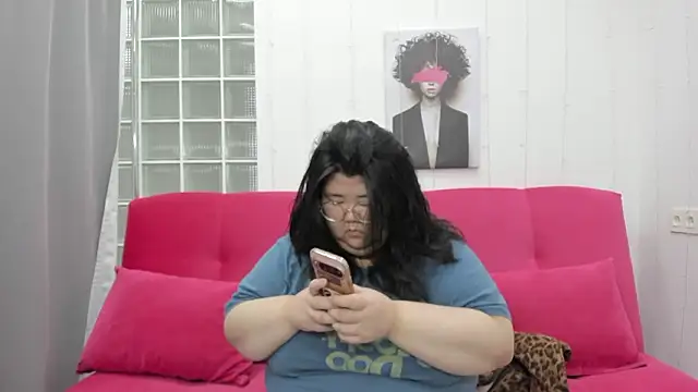 Nadine asian online show from March 2026 08:18:01 AM