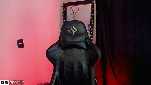 Snapshot of johedija chatting on February 2026 12:19:02 AM johedija online show from February 2026 12:19:02 AM