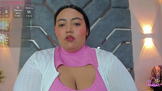 LucciaPorter online show from June 2026 03:00:02 PM