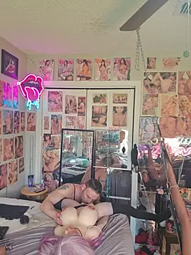 luvs2cumm69 online show from May 2026 04:34:02 PM