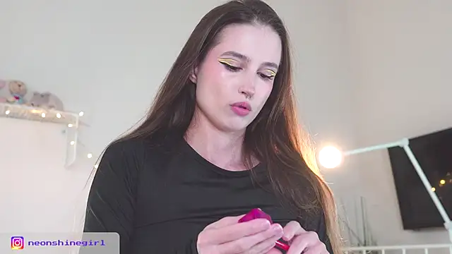 NeonShine online show from October 2025 05:04:02 AM