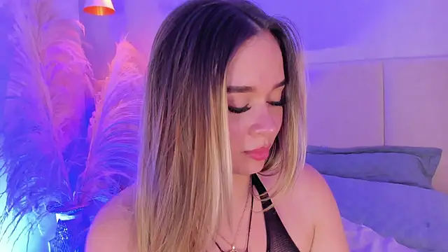 Snapshot of sofia_pamela chatting on March 2025 01:32:02 AM sofia pamela online show from March 2025 01:32:02 AM