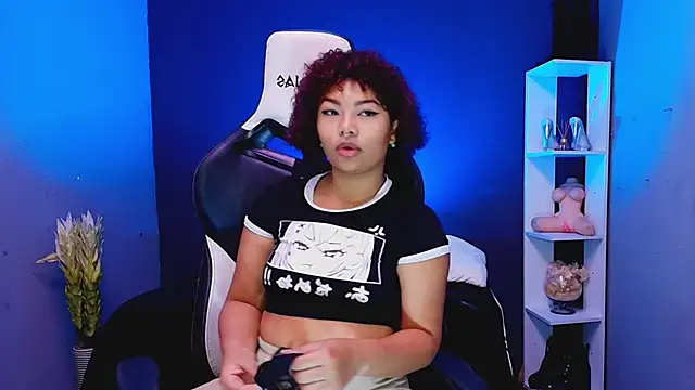 Snapshot of JadaRoberts chatting on October 2025 12:28:01 PM JadaRoberts online show from October 2025 12:28:01 PM