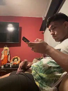 Magicerosxx69 online show from October 2025 08:11:02 AM