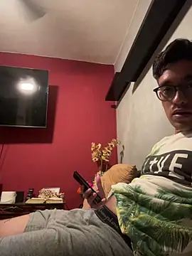 Magicerosxx69 online show from October 2025 06:28:02 AM