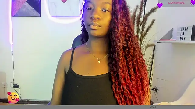 Snapshot of lanna_bx chatting on February 2025 07:10:02 PM lanna bx online show from February 2025 07:10:02 PM