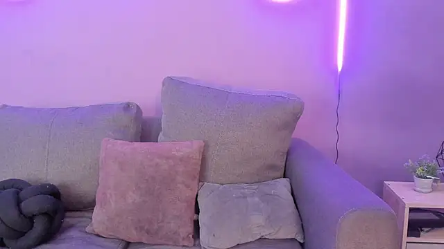 lanna bx online show from September 2025 07:28:02 PM