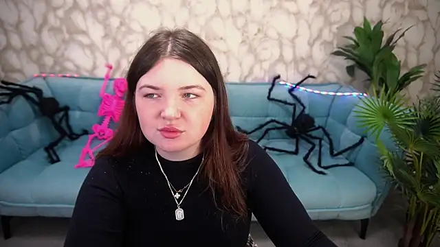 RosieMoons online show from October 2025 07:21:02 PM