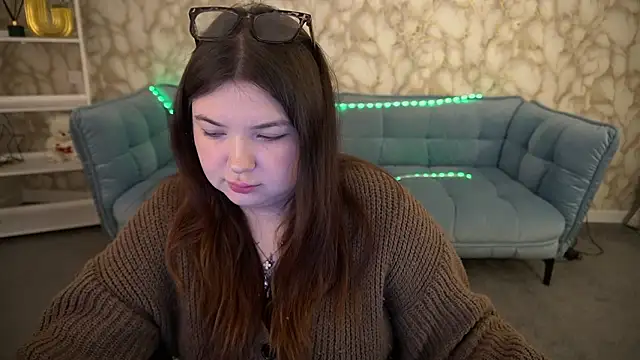 RosieMoons online show from February 2026 08:25:01 PM