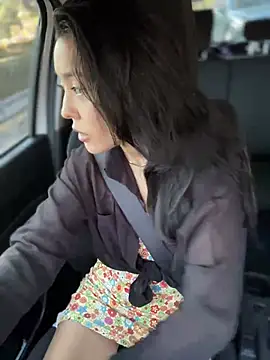 Snapshot of IzanamiTime chatting on January 2025 01:34:02 AM IzanamiTime online show from January 2025 01:34:02 AM