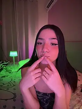 ShannonShanny online show from October 2025 07:05:01 PM